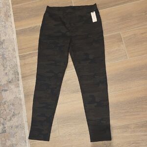 Sanctuary Camouflage Pants/Leggings